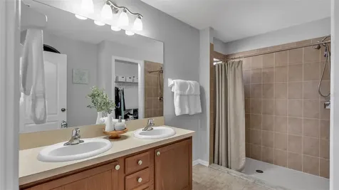 2447 Ladoga Drive Lakeland FL 33805