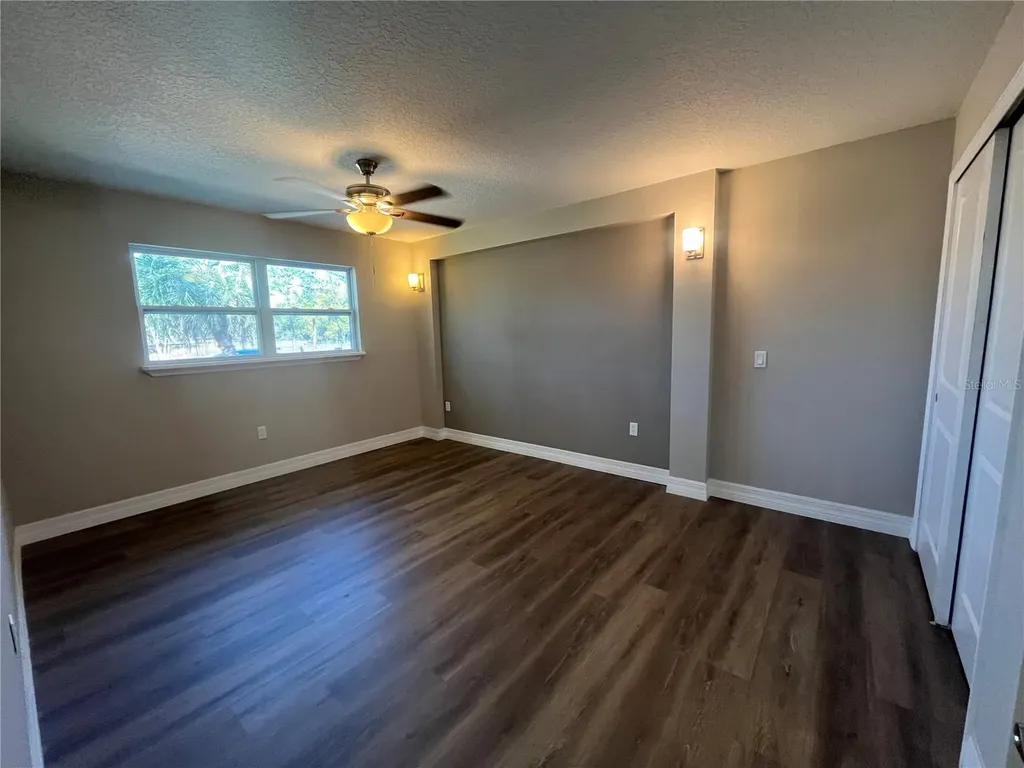 725 Scenic Street Leesburg FL 34748
