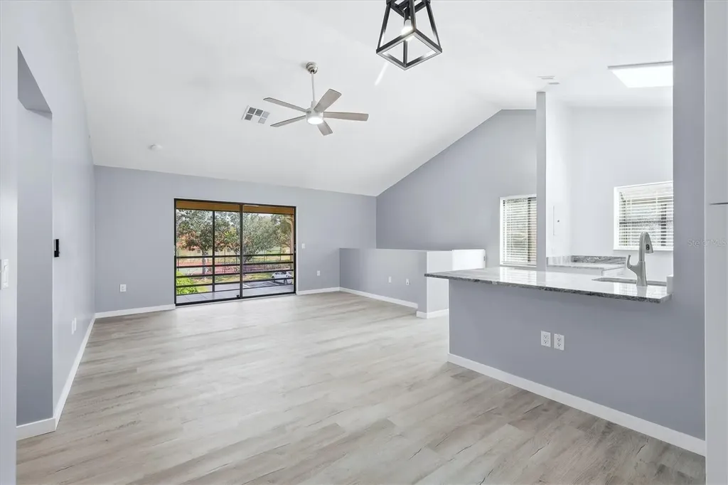 5651 Gardens Drive Sarasota FL 34243