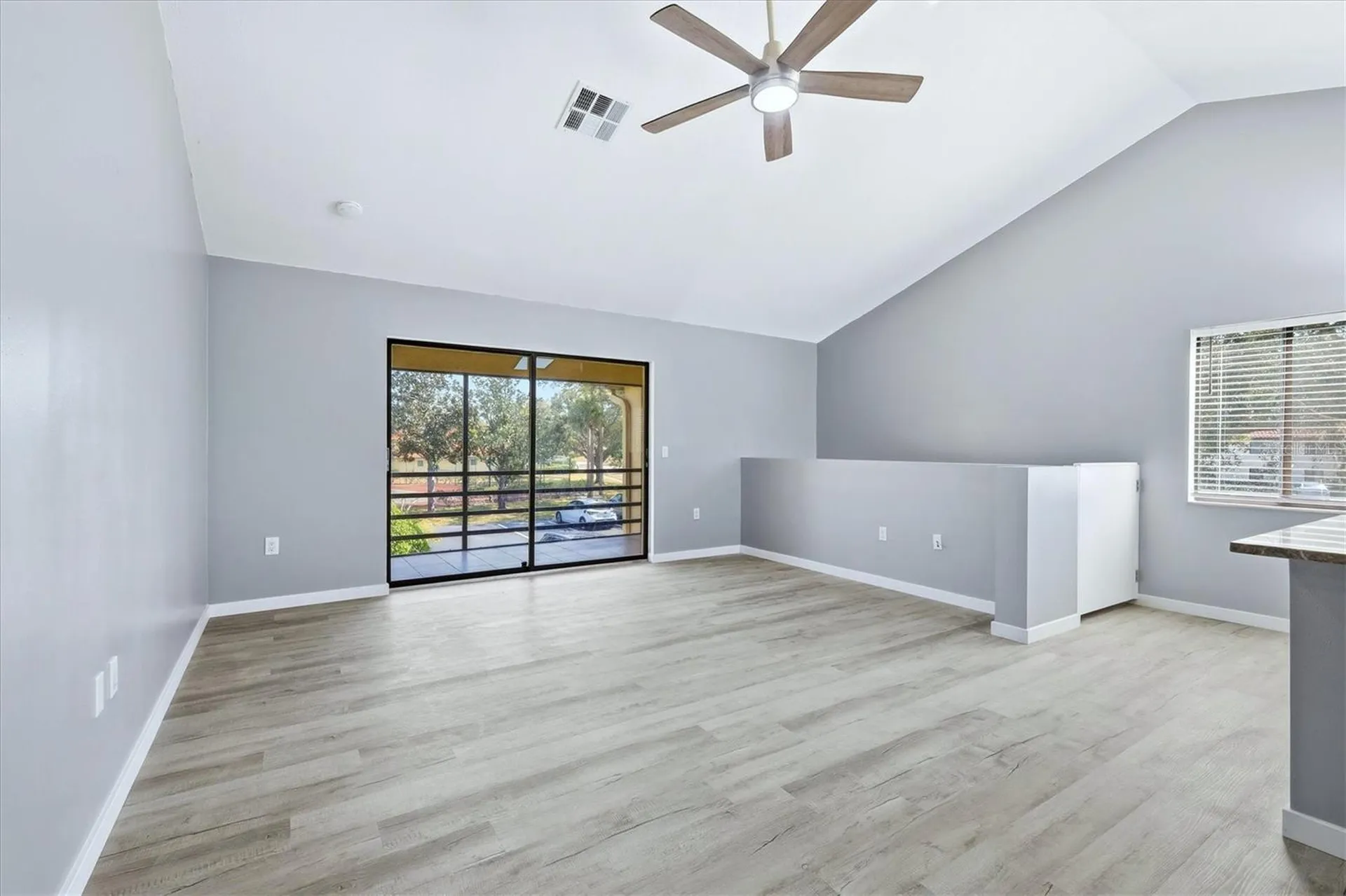5651 Gardens Drive Sarasota FL 34243
