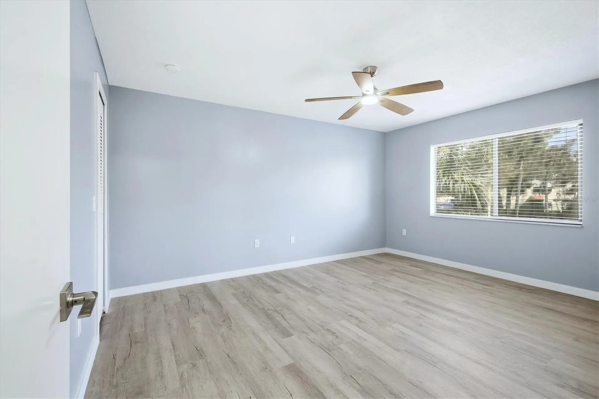 5651 Gardens Drive Sarasota FL 34243