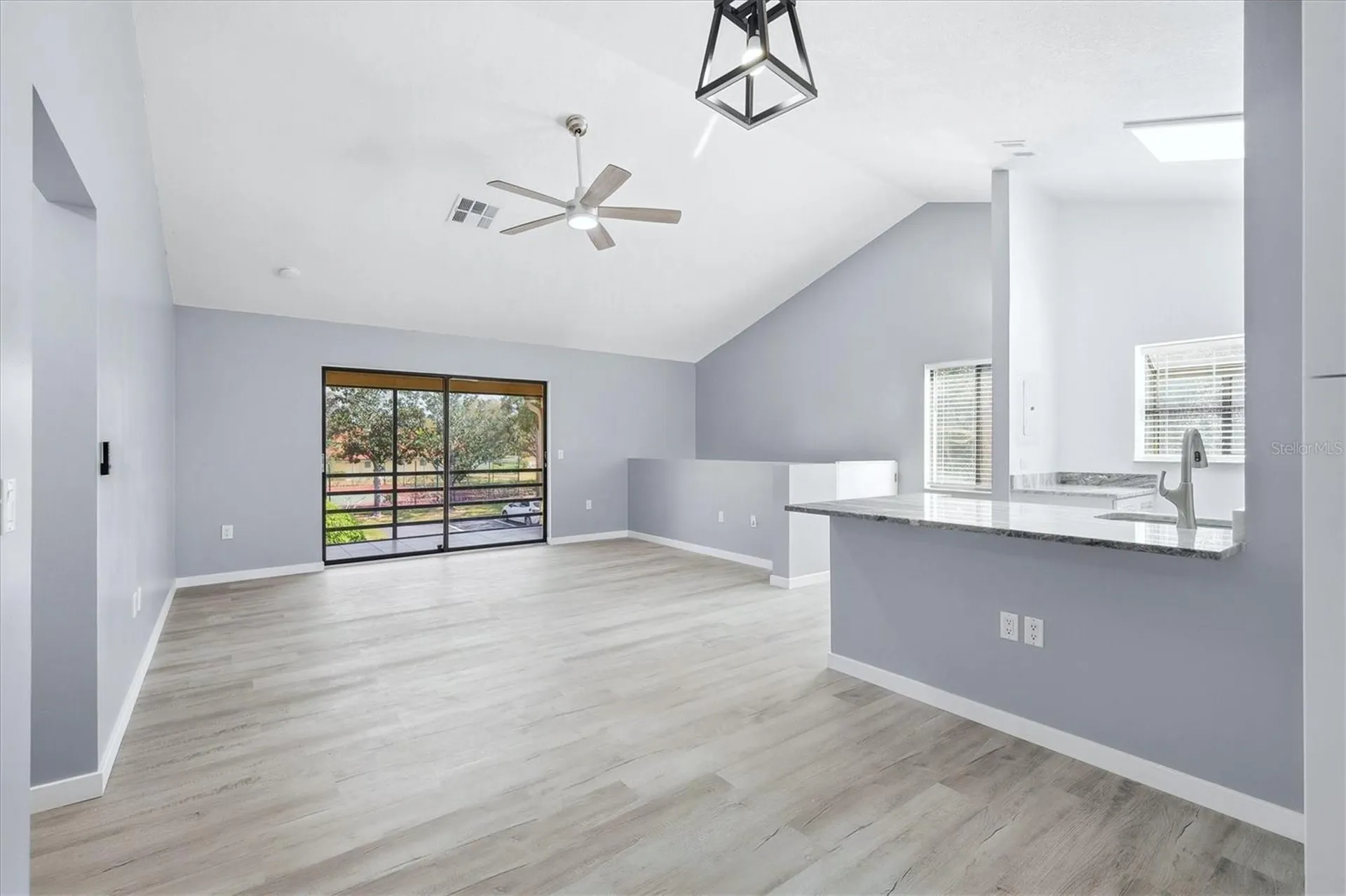5651 Gardens Drive Sarasota FL 34243
