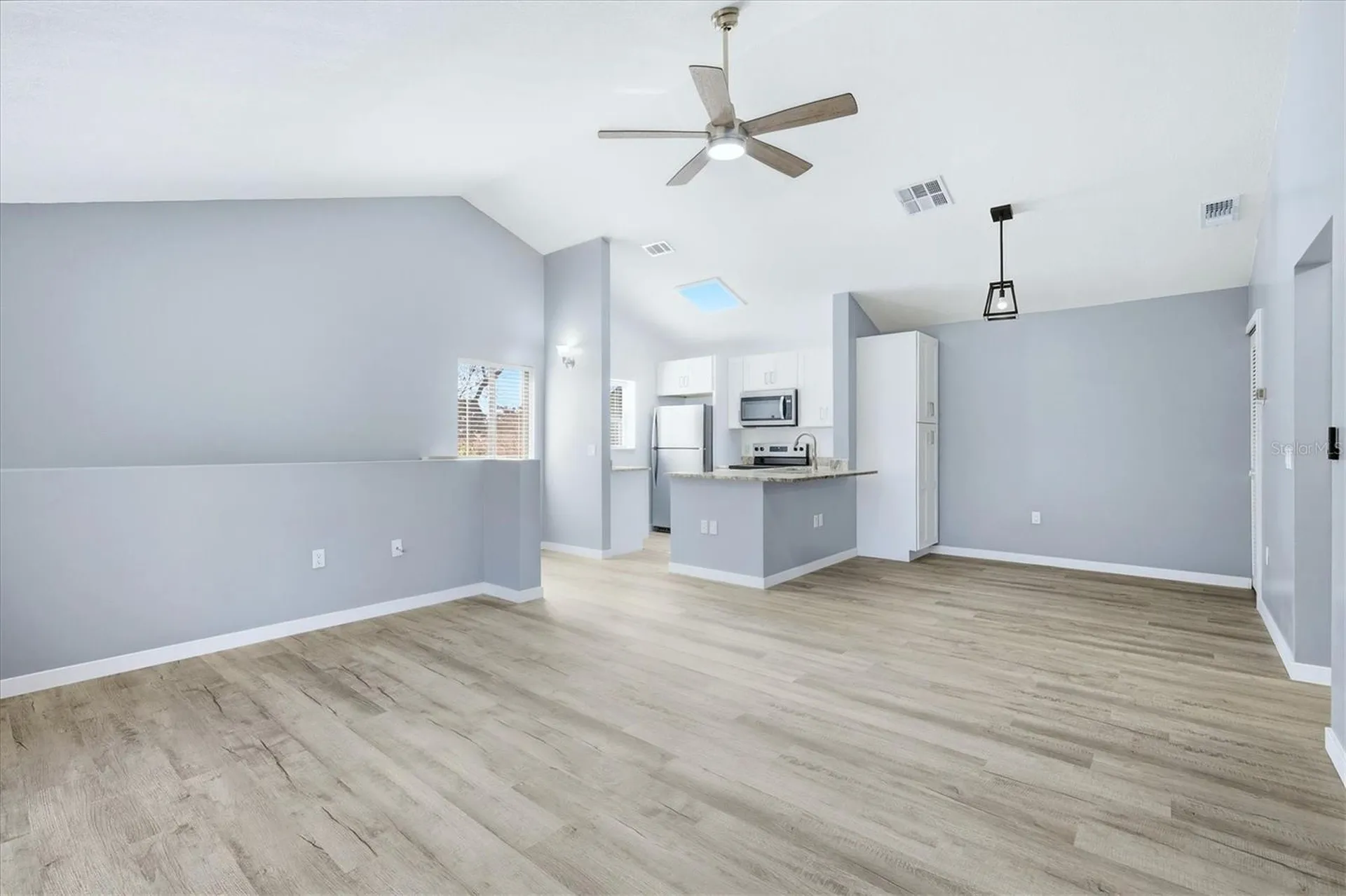 5651 Gardens Drive Sarasota FL 34243