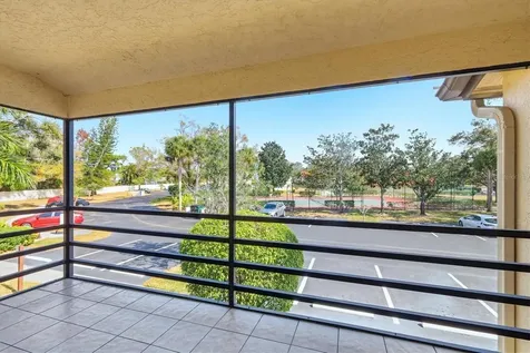 5651 Gardens Drive Sarasota FL 34243