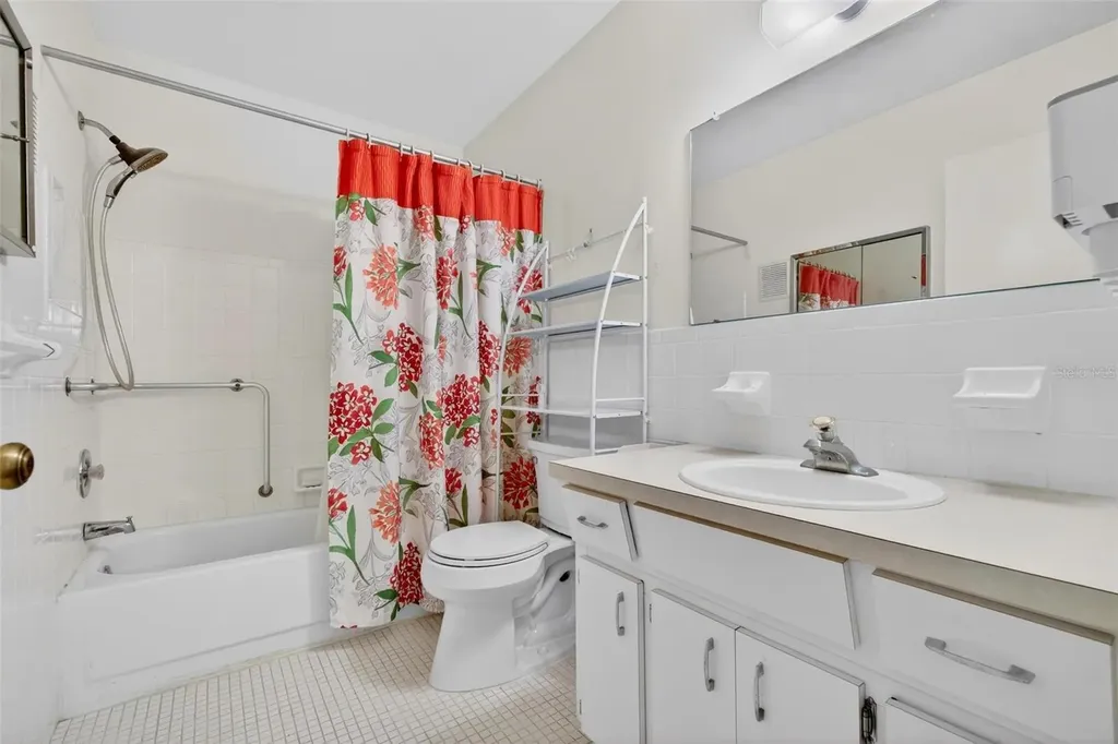 2220 Swedish Drive Clearwater FL 33763