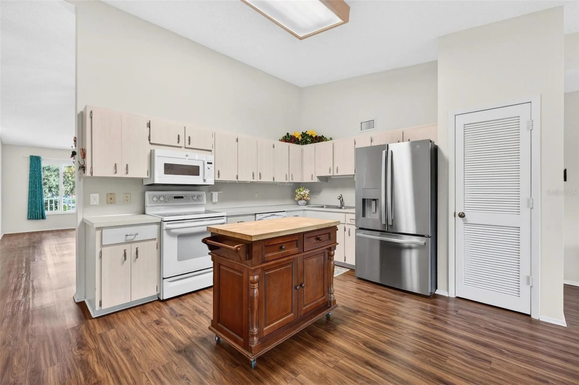 2220 Swedish Drive Clearwater FL 33763