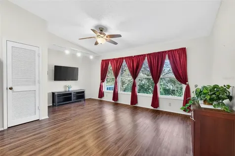 2220 Swedish Drive Clearwater FL 33763