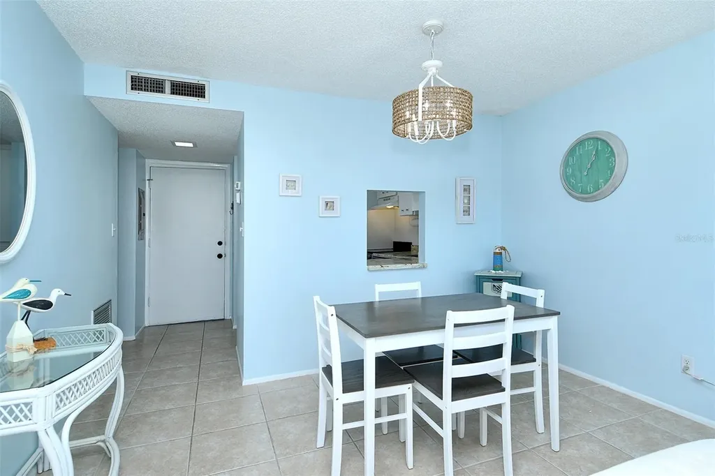 4350 Chatham Drive Longboat Key FL 34228