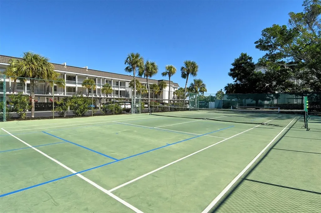 4350 Chatham Drive Longboat Key FL 34228