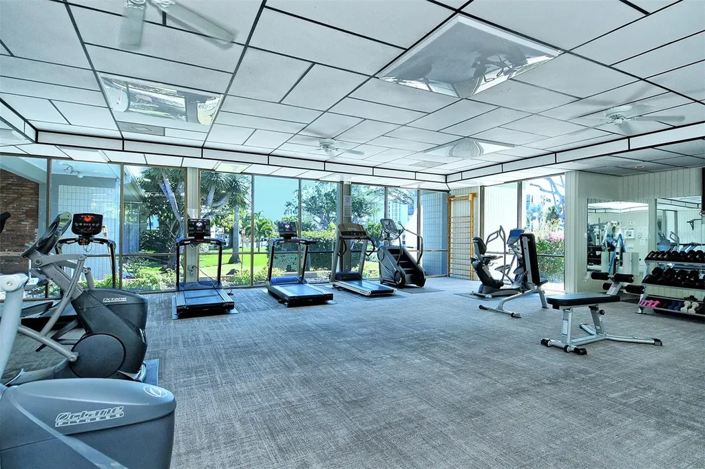 4350 Chatham Drive Longboat Key FL 34228