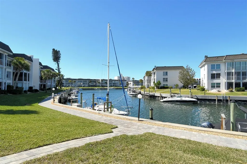 4350 Chatham Drive Longboat Key FL 34228