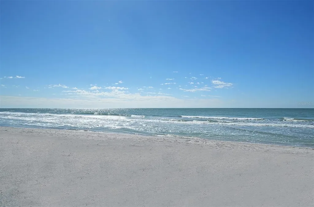 4350 Chatham Drive Longboat Key FL 34228