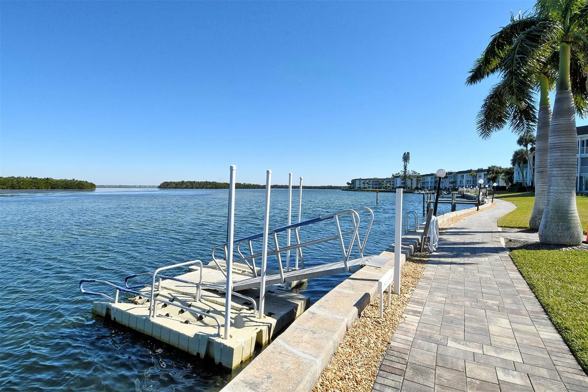 4350 Chatham Drive Longboat Key FL 34228
