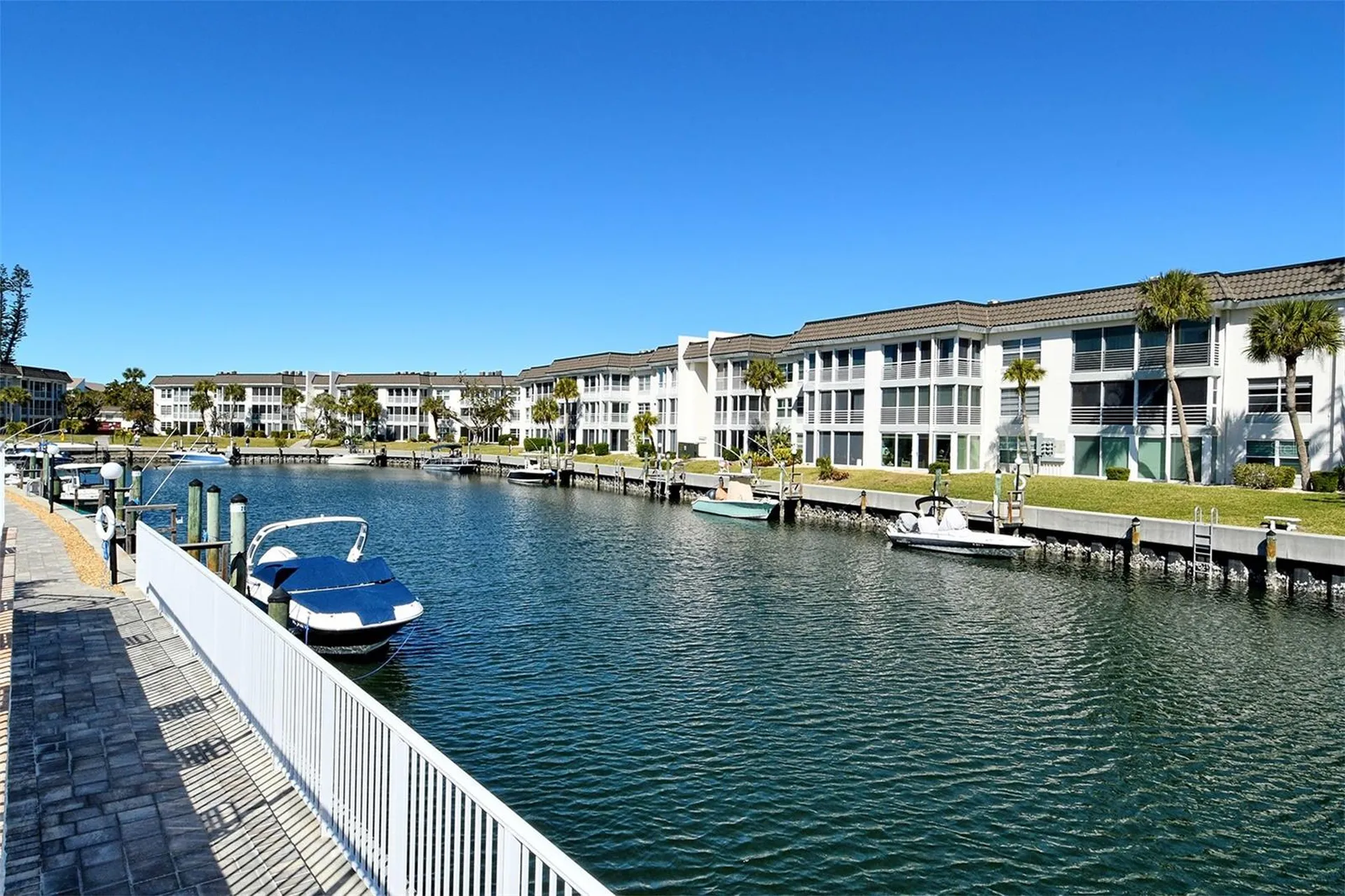 4350 Chatham Drive Longboat Key FL 34228