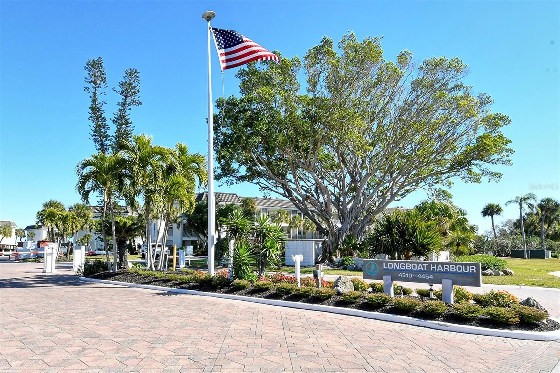 4350 Chatham Drive Longboat Key FL 34228