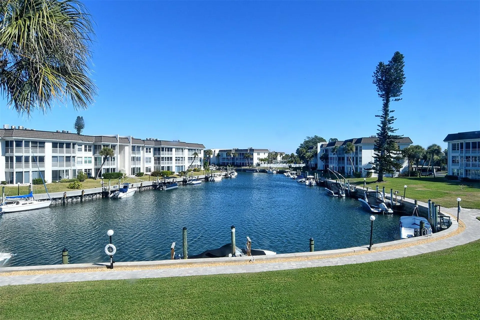 4350 Chatham Drive Longboat Key FL 34228