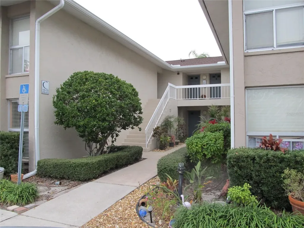 2121 Wood Street Sarasota FL 34237