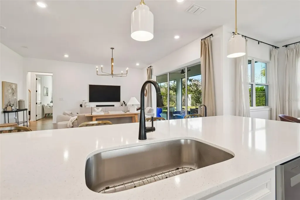 13816 Sharp Hawk Drive Riverview FL 33569