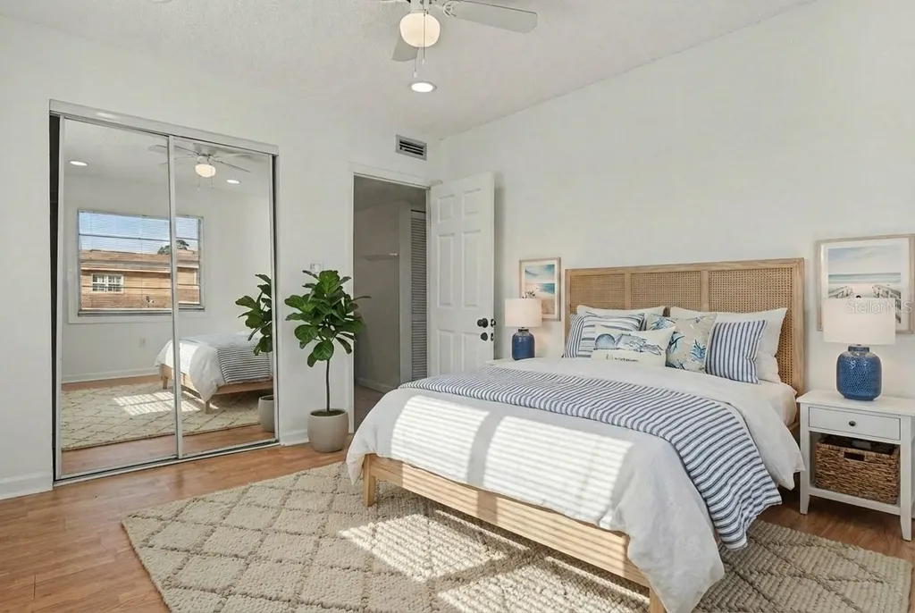 2535 N Alafaya Trail Orlando FL 32826