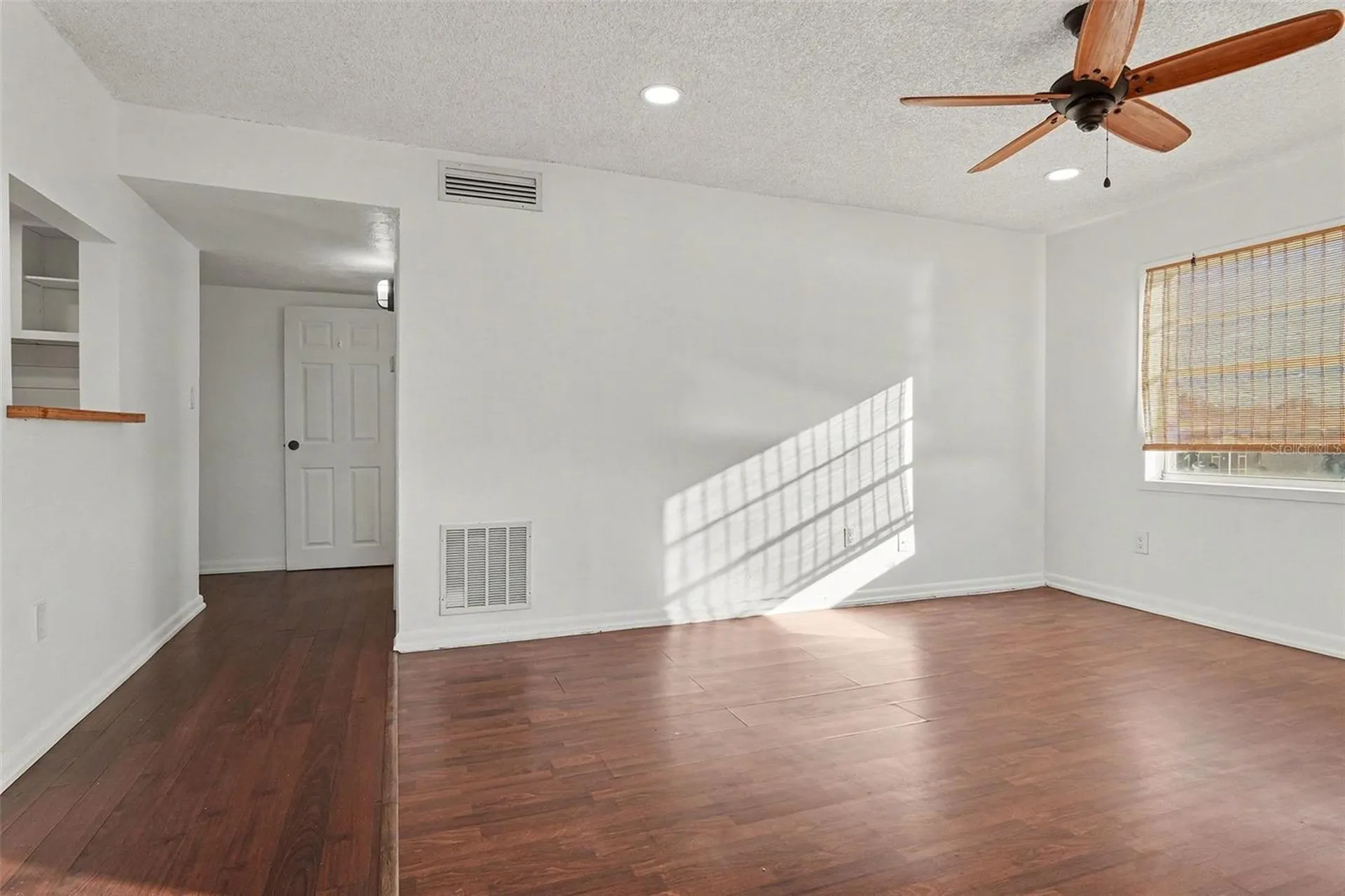 2535 N Alafaya Trail Orlando FL 32826