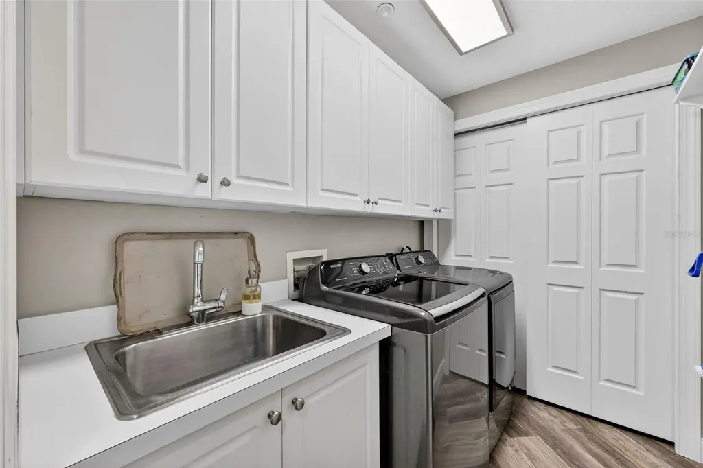 205 Brightwater Drive Clearwater Beach FL 33767