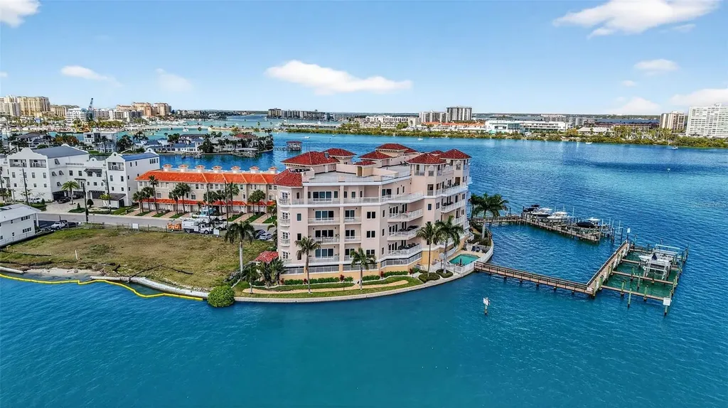 205 Brightwater Drive Clearwater Beach FL 33767