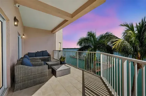 205 Brightwater Drive Clearwater Beach FL 33767