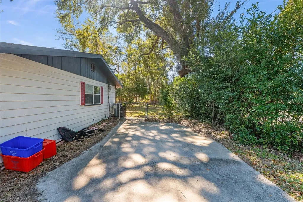 1505 NE 19th Lane Gainesville FL 32609