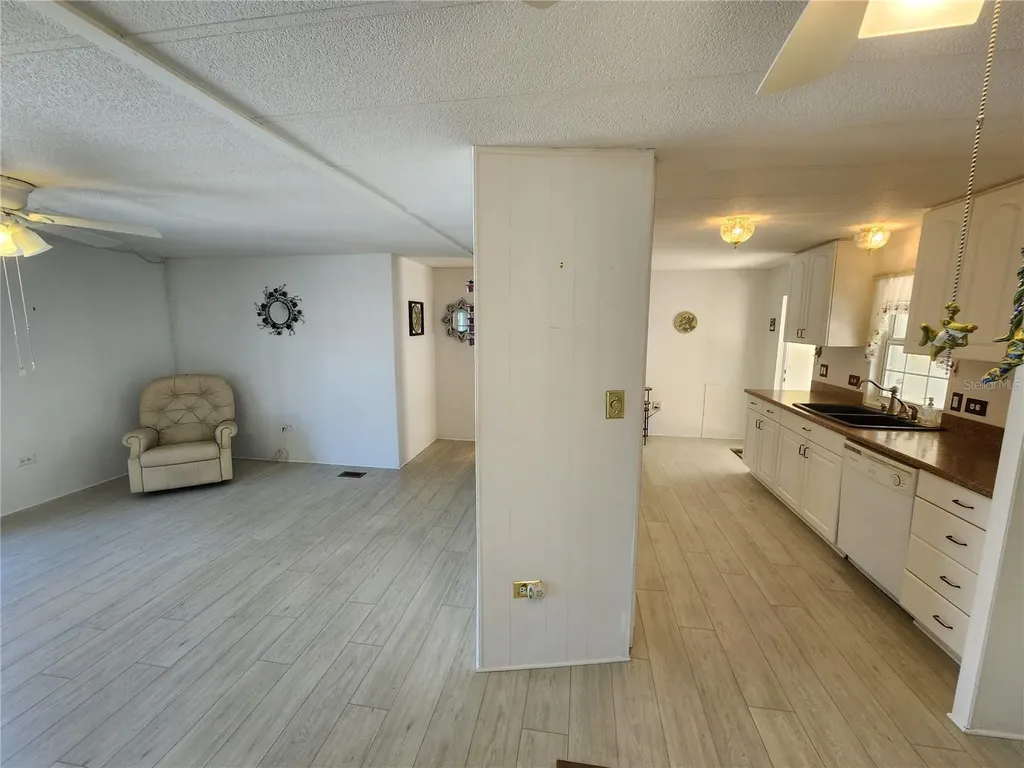 808 53rd Avenue E Bradenton FL 34203