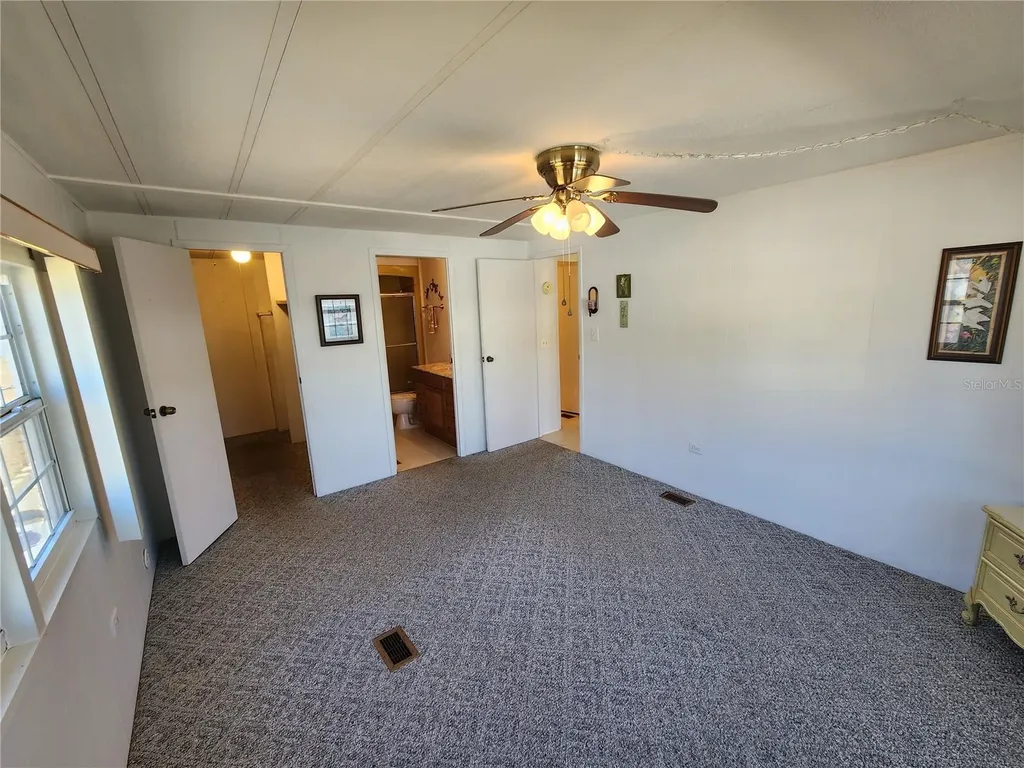 808 53rd Avenue E Bradenton FL 34203