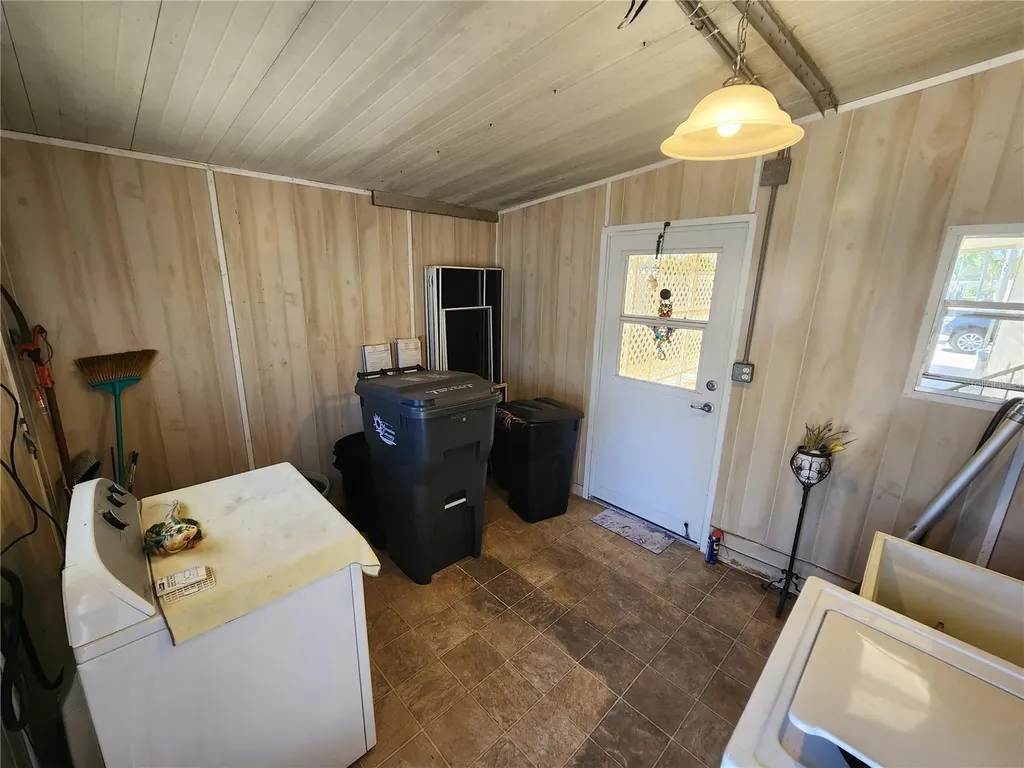 808 53rd Avenue E Bradenton FL 34203