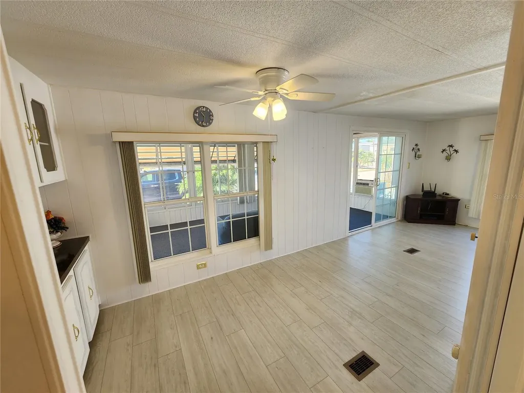 808 53rd Avenue E Bradenton FL 34203