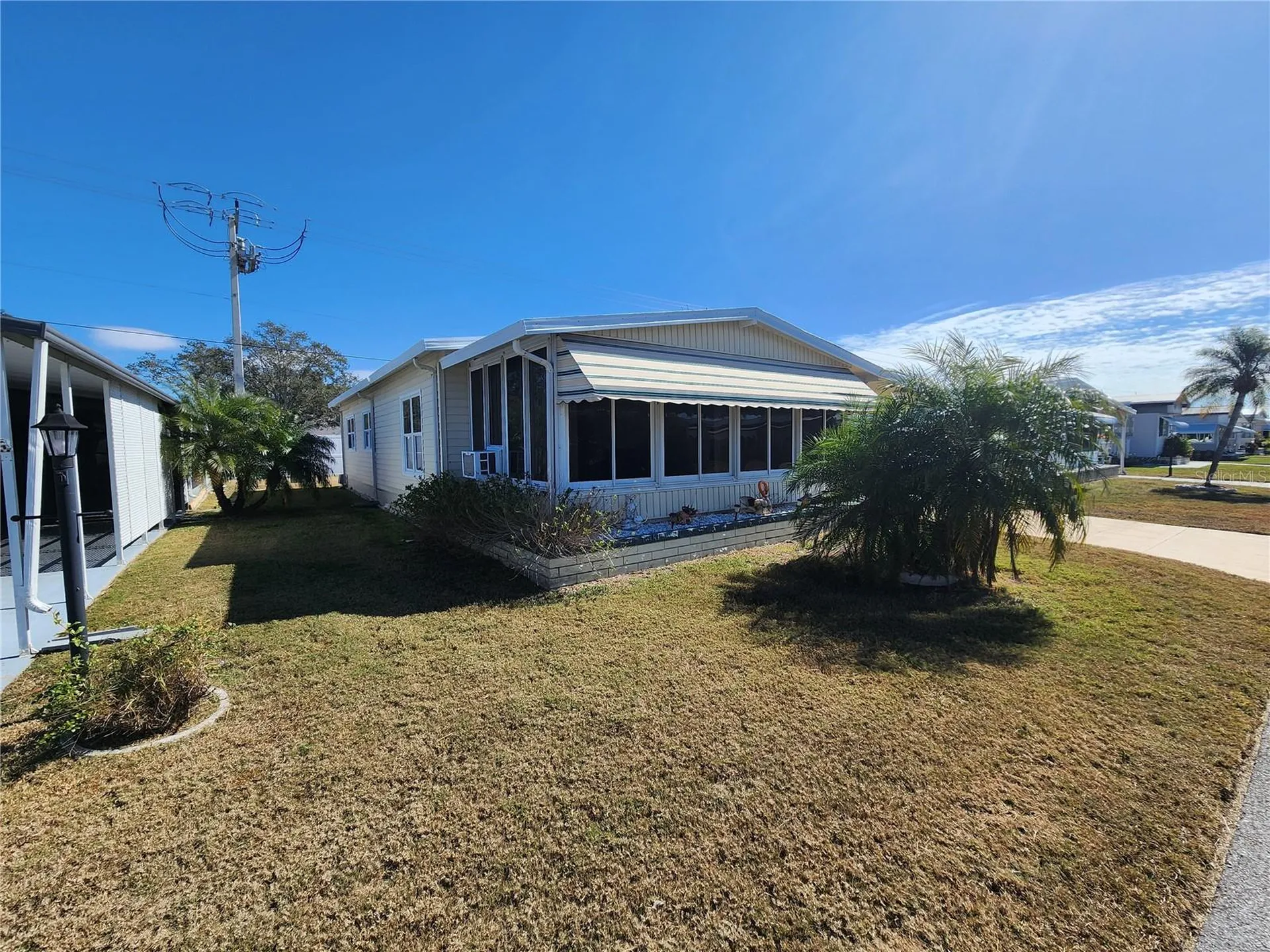 808 53rd Avenue E Bradenton FL 34203