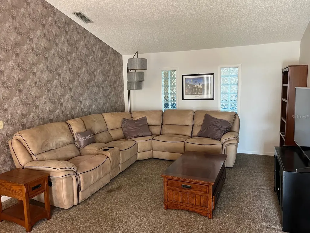 330 Bonnie Lane Orange City FL 32763