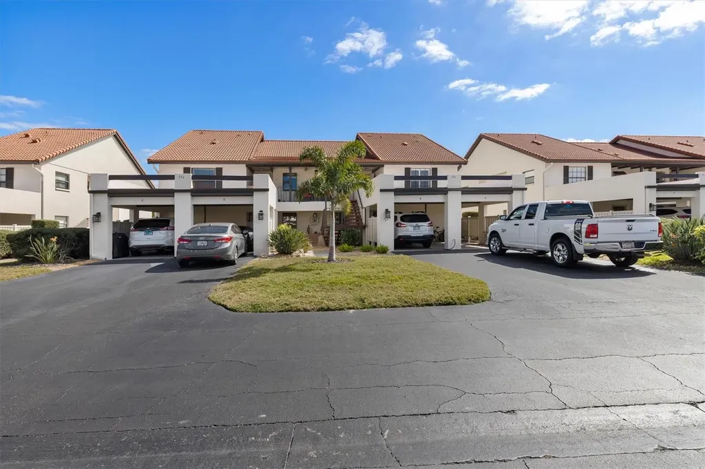 754 Avenida Estancia Venice FL 34292