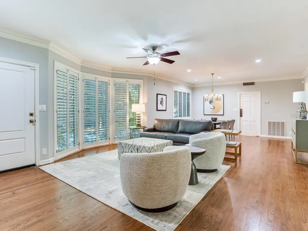 3401 S Almeria Avenue Tampa FL 33629