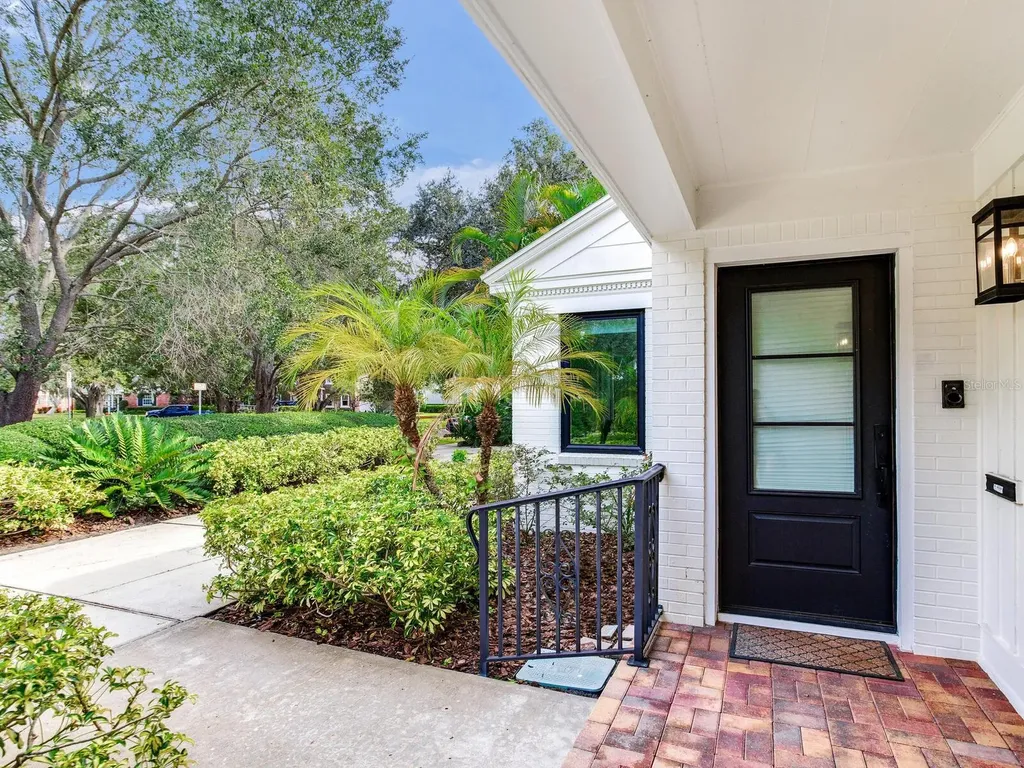 3401 S Almeria Avenue Tampa FL 33629