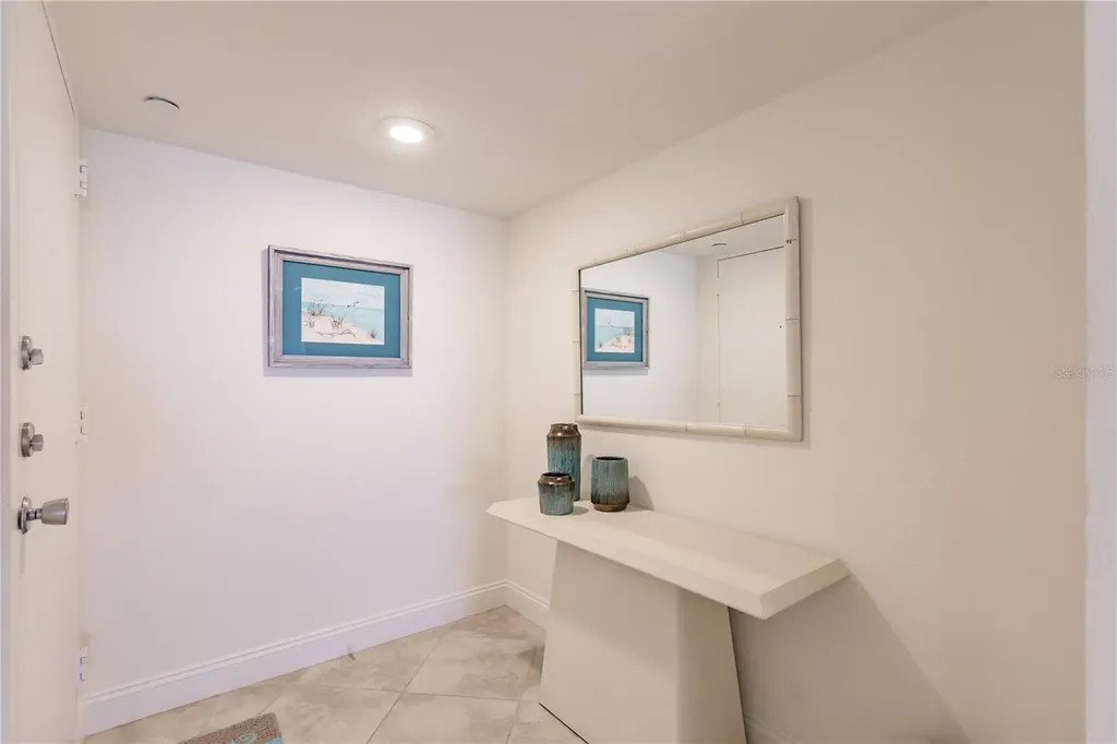 1055 W Peppertree Drive Sarasota FL 34242