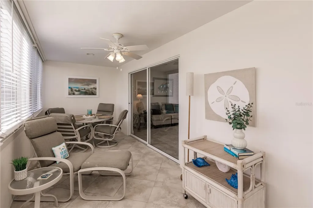 1055 W Peppertree Drive Sarasota FL 34242