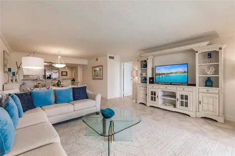 1055 W Peppertree Drive Sarasota FL 34242