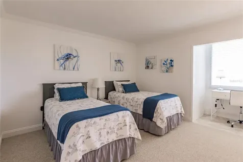 1055 W Peppertree Drive Sarasota FL 34242