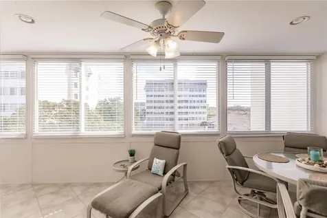 1055 W Peppertree Drive Sarasota FL 34242