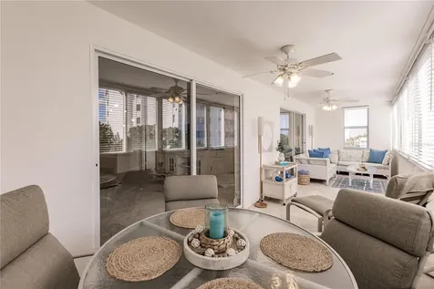 1055 W Peppertree Drive Sarasota FL 34242