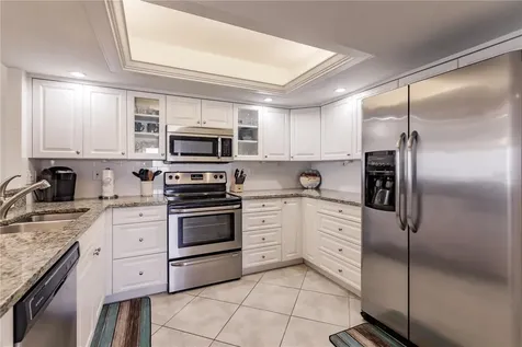 1055 W Peppertree Drive Sarasota FL 34242