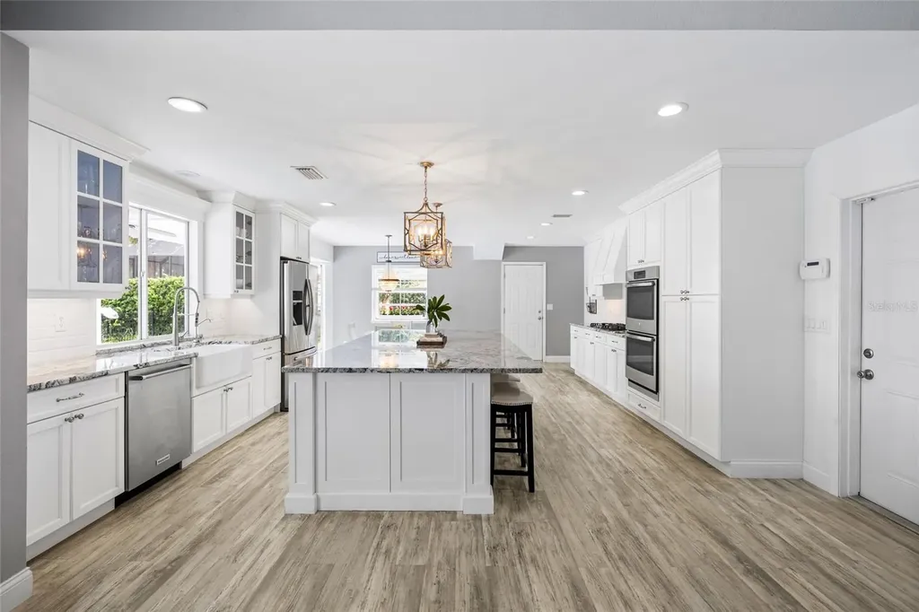 18010 Clear Lake Drive Lutz FL 33548