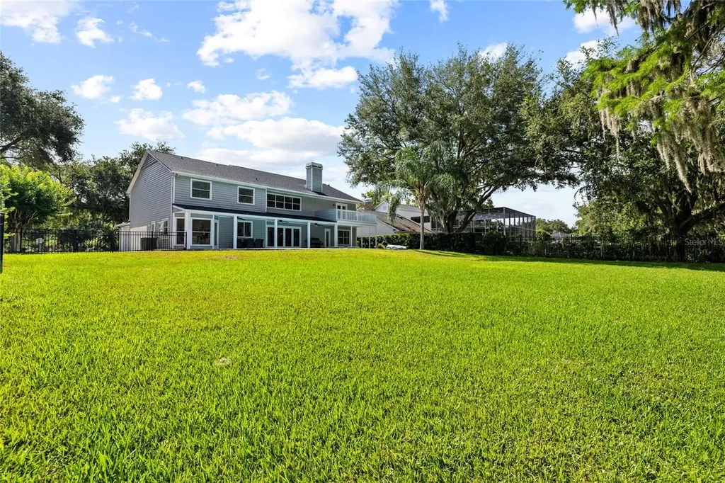 18010 Clear Lake Drive Lutz FL 33548