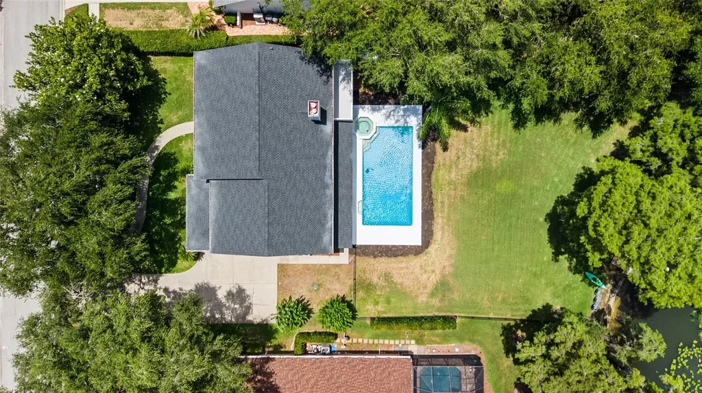 18010 Clear Lake Drive Lutz FL 33548
