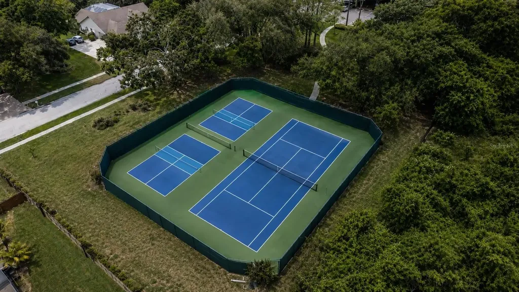 18010 Clear Lake Drive Lutz FL 33548
