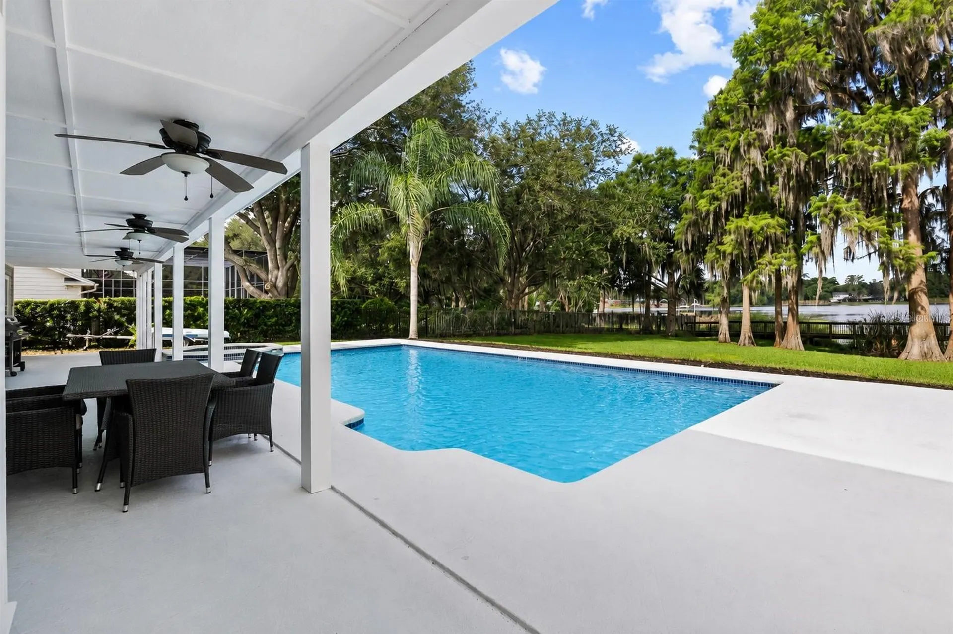 18010 Clear Lake Drive Lutz FL 33548