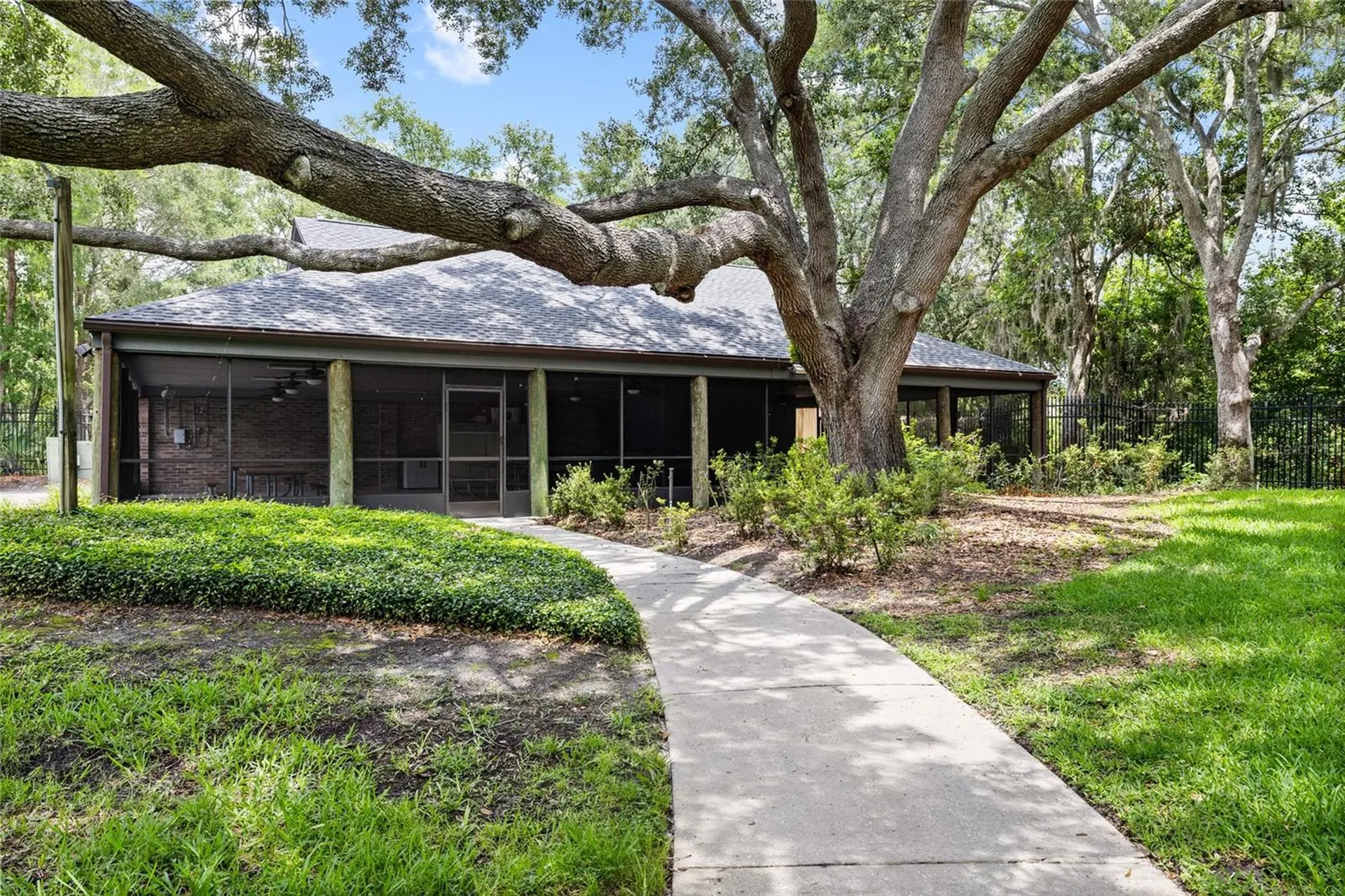 18010 Clear Lake Drive Lutz FL 33548